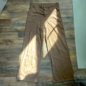 AE Women’s Super High Waisted Wide-Leg Pant